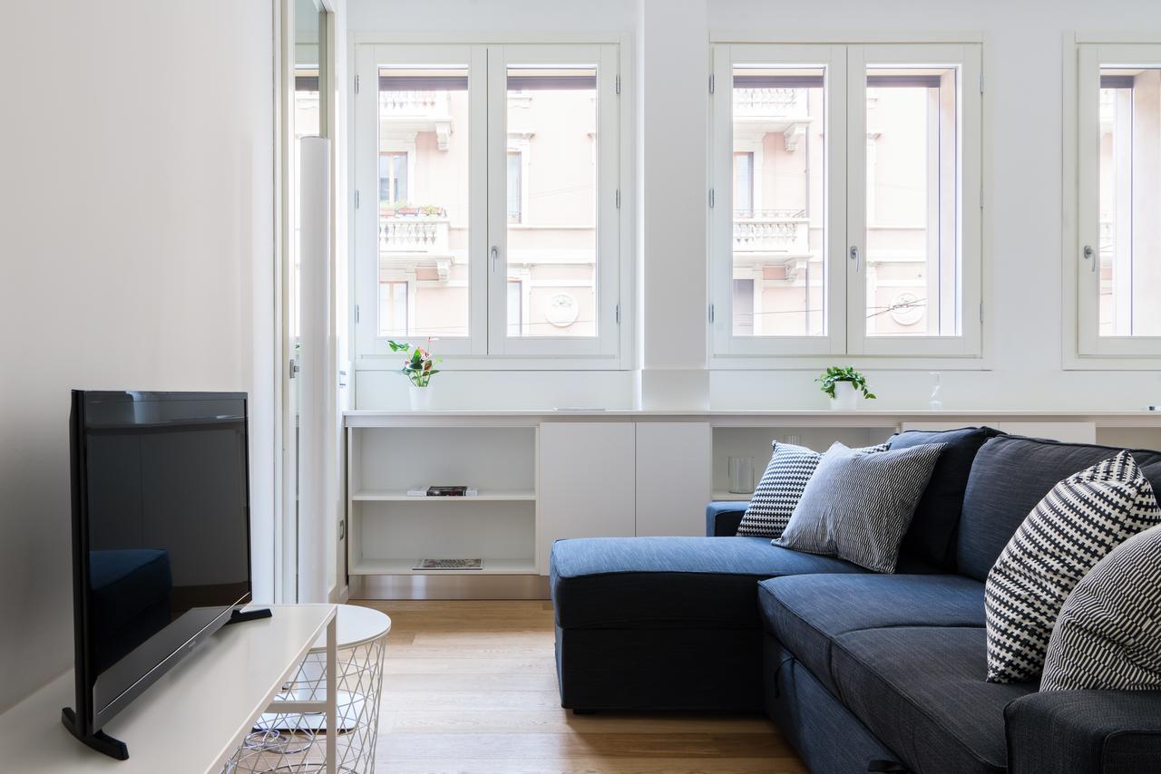 Altido Lovely 1-Bed Flat With Balcony & Free Parking Milano Dış mekan fotoğraf